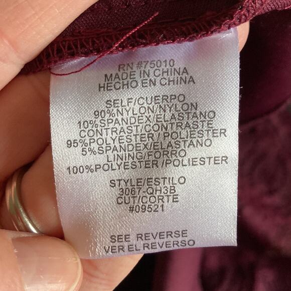 Jodi Kristopher Purple Lace Dress, Size 3 - Picture 9 of 10
